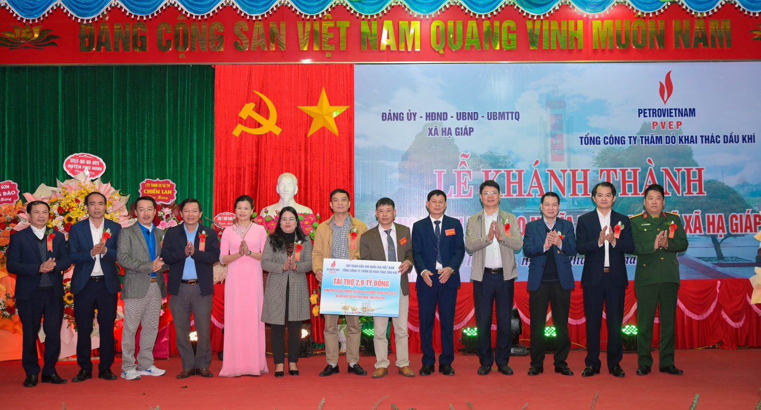 Petrovietnam/PVEP tôn tạo Nghĩa trang liệt sĩ và tài trợ kinh phí tu sửa trường học xã Hạ Giáp, Phú Thọ Petrovietnam/PVEP tôn tạo Nghĩa trang liệt sĩ và tài trợ kinh phí tu sửa trường học xã Hạ Giáp, Phú Thọ