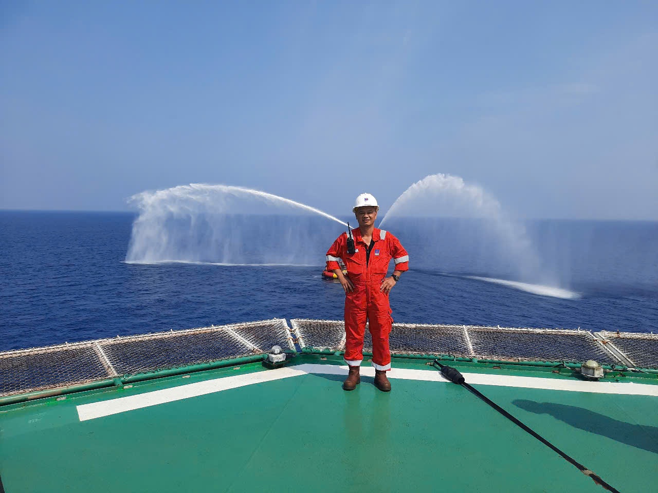 Anh Trịnh Xuân Hảo là người có trách nhiệm trong công việc và luôn được đồng nghiệp yêu mến, tín nhiệm.