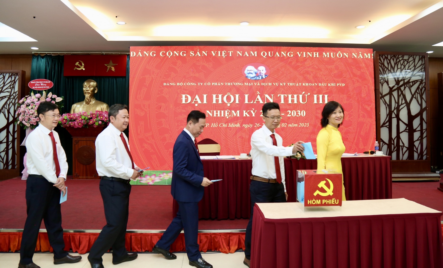 PV Drilling chỉ đạo tổ chức thành công Đại hội điểm Đảng bộ cơ sở PVD Tech lần thứ III PV Drilling chỉ đạo tổ chức thành công Đại hội điểm Đảng bộ cơ sở PVD Tech lần thứ III