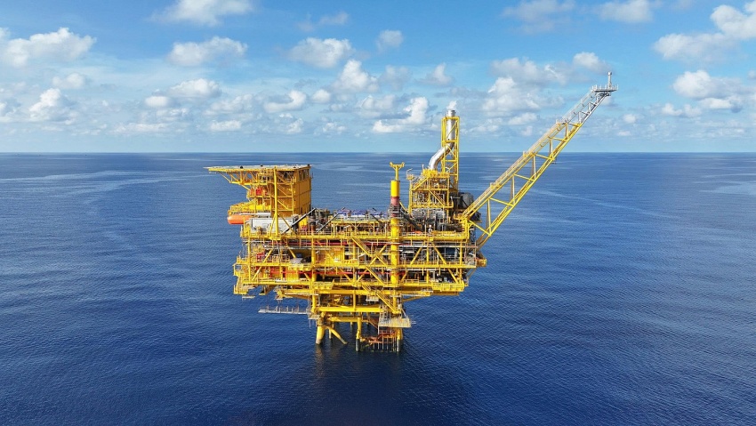 Kình Ngư Trắng - Kình Ngư Trắng Nam: Kỳ tích giữa trùng khơi, thắp sáng khát vọng Petrovietnam”