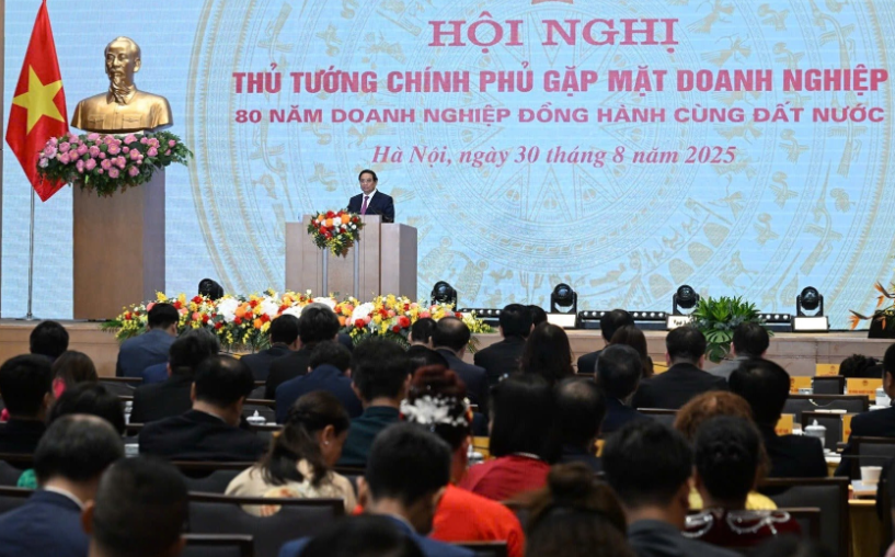 Celebrating the 50th anniversary of Petrovietnam's founding (September 3, 1975 - September 3, 2025):