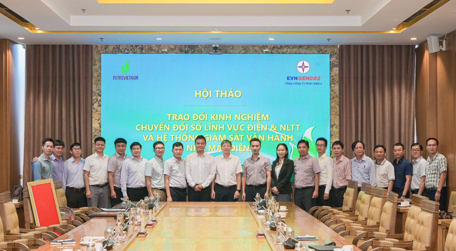 Các đại biểu tham dự Hội thảo.