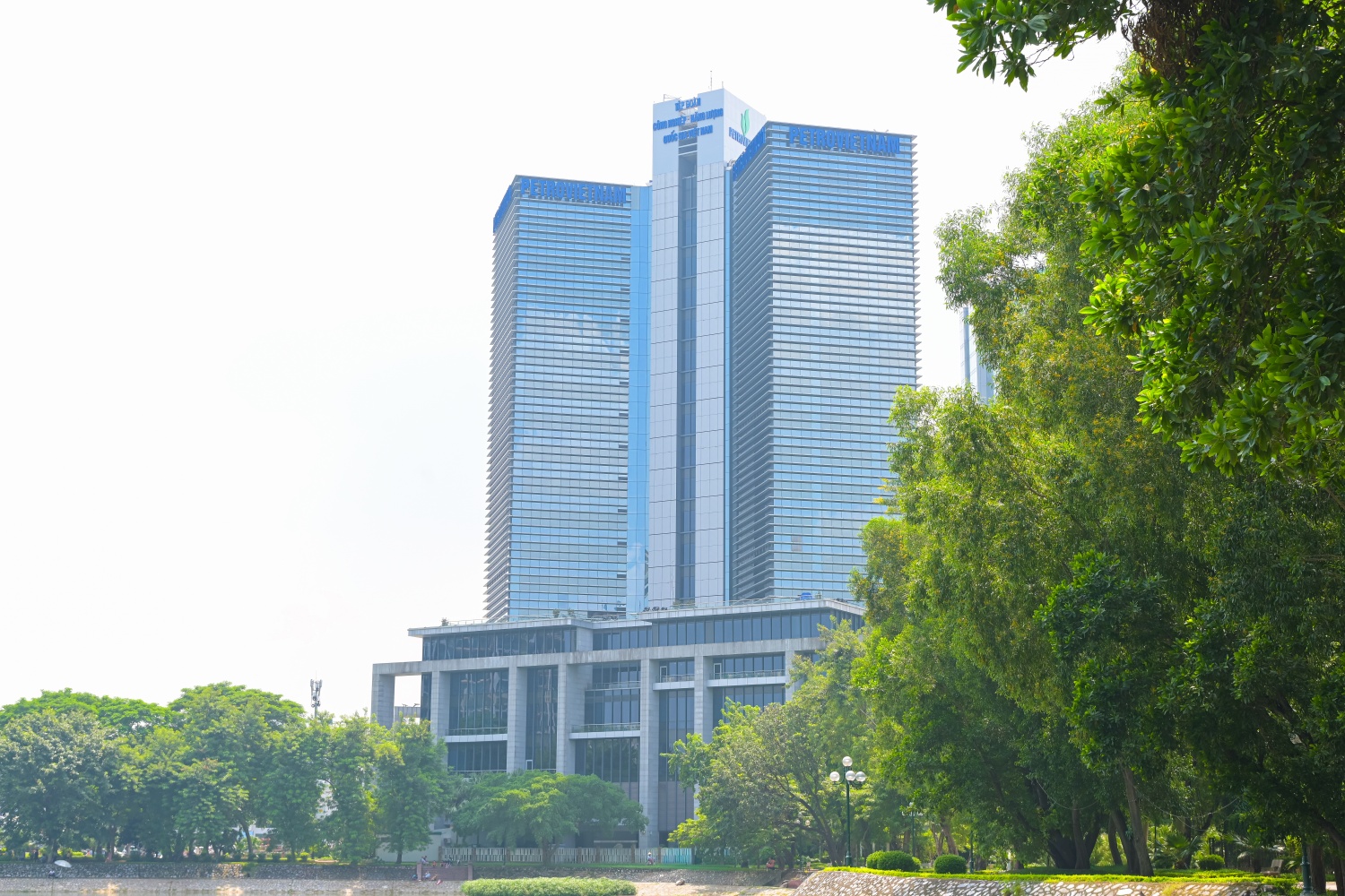 Trụ sở Petrovietnam khoác lên mình diện mạo mới