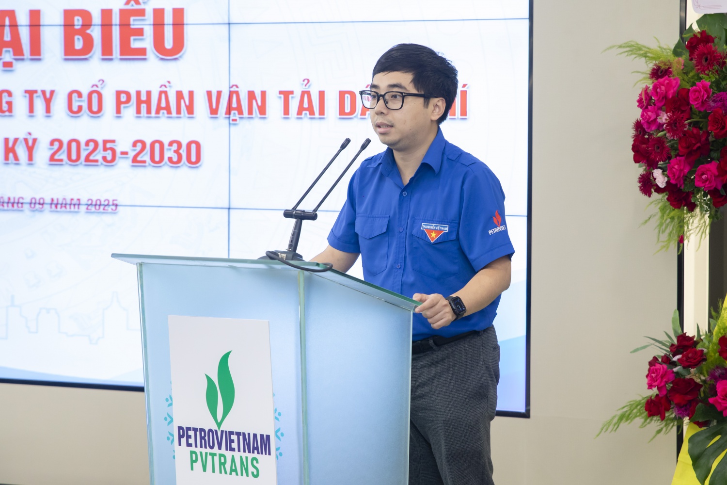 Đồng chí Phạm Đăng An, Ủy viên BCH Trung ương Đoàn, Ủy viên Ban Thường vụ Đoàn Chính phủ, Bí thư Đoàn Tập đoàn, bày tỏ kỳ vọng tuổi trẻ PVTrans sẽ tiếp tục phát huy tinh thần “Đoàn kết - Sáng tạo - Xung kích - Hội nhập”, khẳng định vai trò tiên phong trong chặng đường phát triển mới.