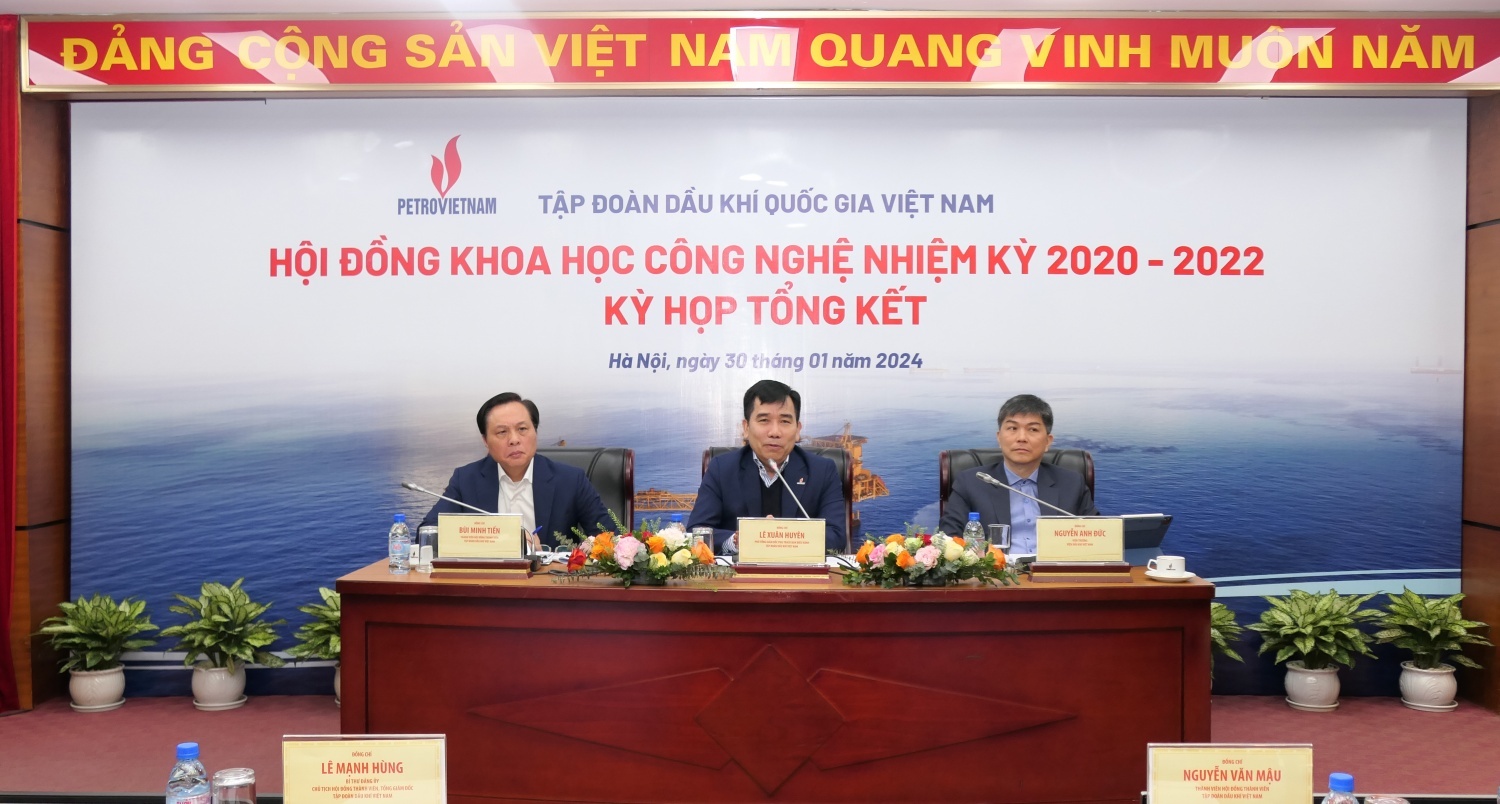 TS Lê Xuân Huyên chủ trì kỳ họp tổng kết Hội đồng KHCN nhiệm kỳ 2020-2022