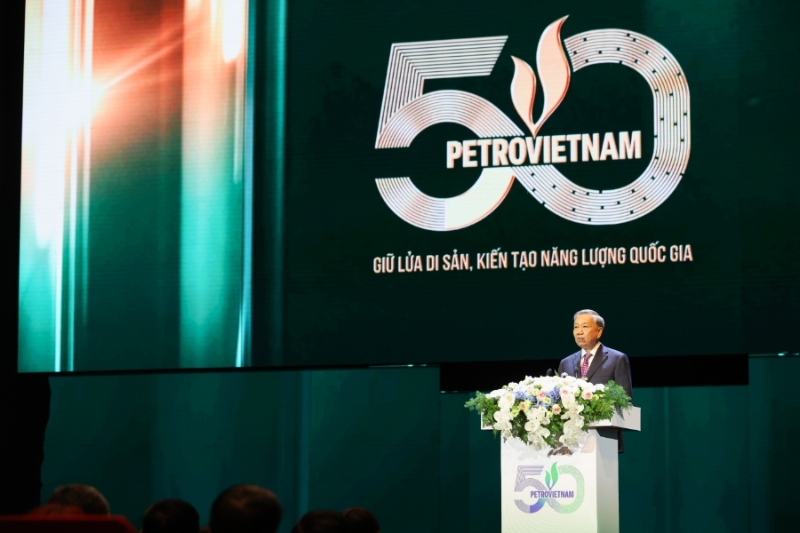 Party leader urges Petrovietnam to strengthen energy security and innovation