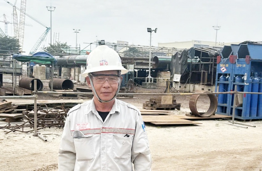 Kỹ sư Trịnh Xuân Thủy: Giờ đây, mỗi công trình điện gió được hoàn thành không chỉ là kết quả của lao động miệt mài, mà còn là minh chứng rõ nét cho ý chí và khát vọng của người lao động Petrovietnam - những con người dám đi đầu, dám thay đổi và không ngừng tiến về phía trước. 