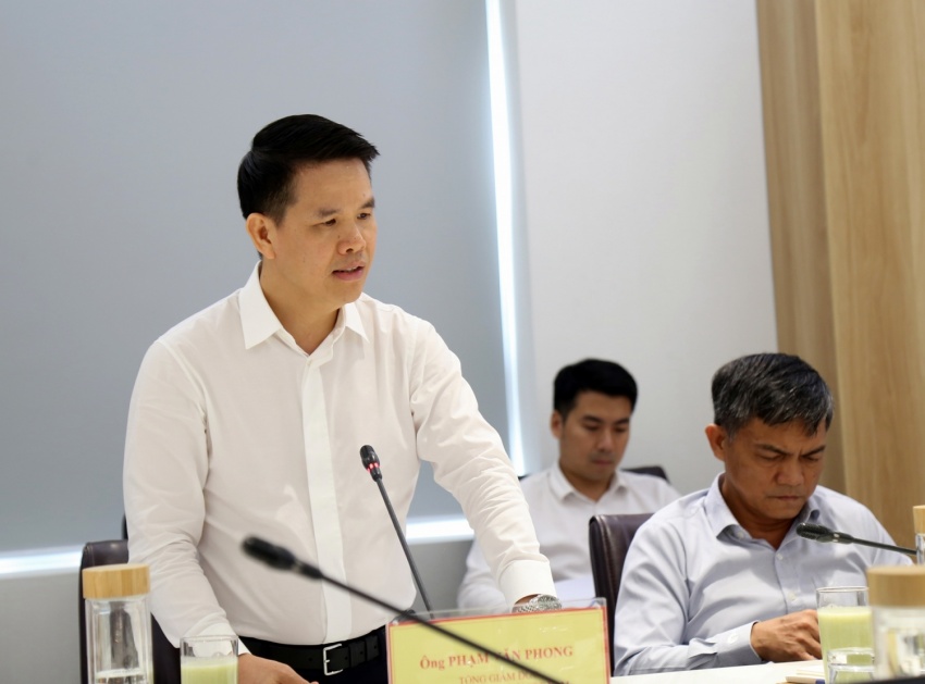 Tổng Giám đốc PV GAS Phạm Văn Phong báo cáo