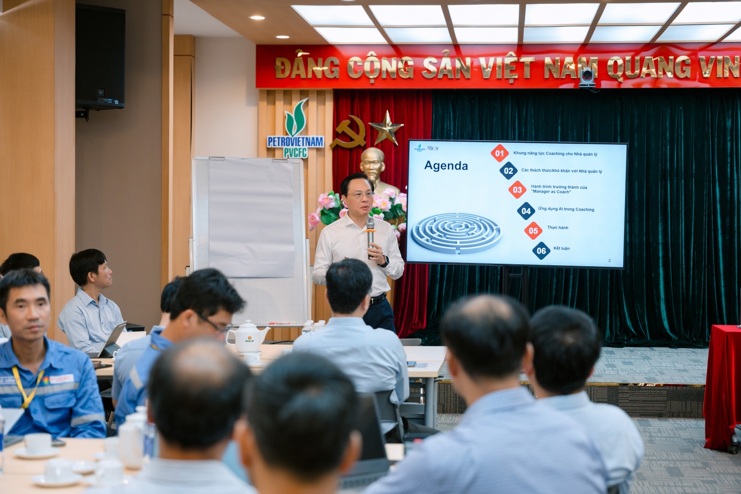Chương trình Coaching được lan tỏa giá trị và dẫn dắt bởi diễn giả Bùi Minh Tiến.