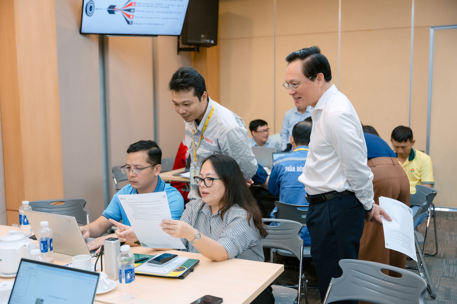 Buổi Coaching diễn ra trong không khí sôi nổi, tích cực, mỗi đại biểu tham dự đều có cơ hội trải nghiệm, trao đổi và tự chiêm nghiệm cho hành trình lãnh đạo của chính mình.