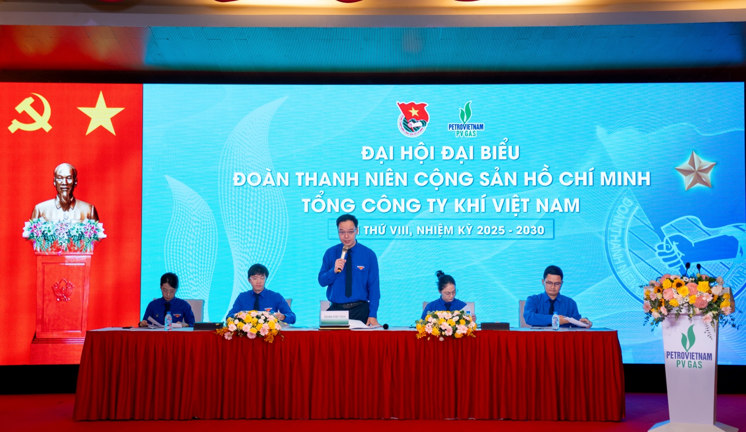 Đoàn Chủ tịch điều hành Đại hội