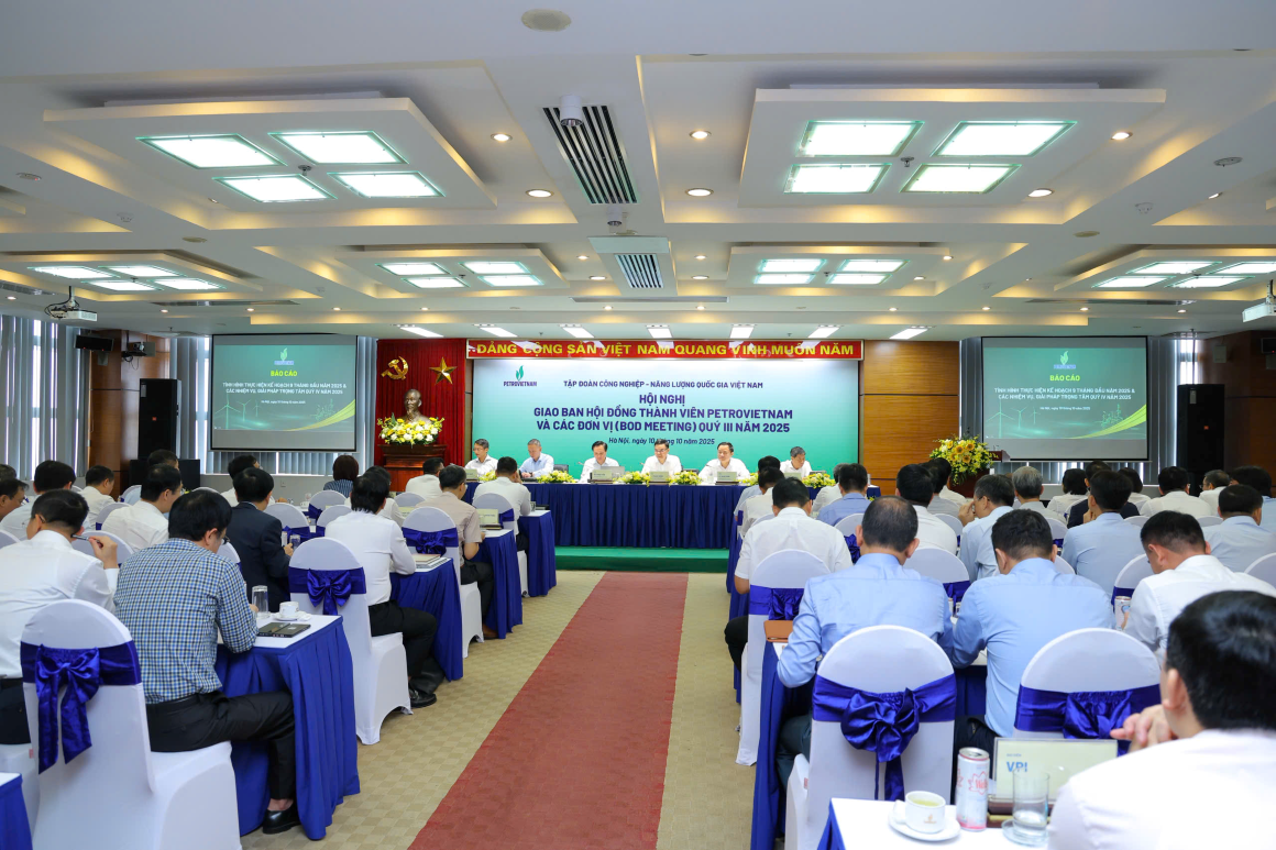Hội nghị Giao ban HĐTV Tập đoàn và các đơn vị quý III/2025