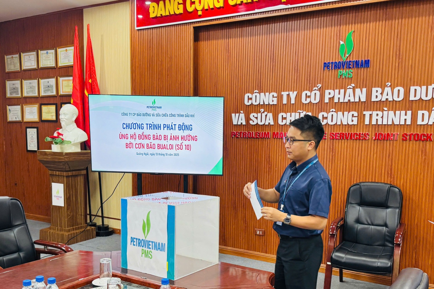 Giám đốc PMS Đỗ Mạnh Hùng tham gia đóng góp ủng hộ đồng bào miền Bắc đang gánh chịu thiệt hại do thiên tai.