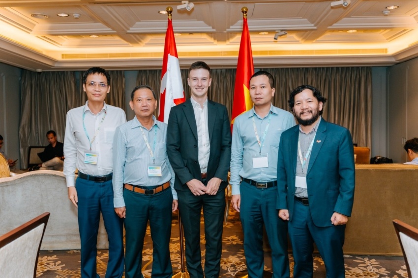 Đoàn đại biểu PVU và đối tác đến từ Canada tại sự kiện.