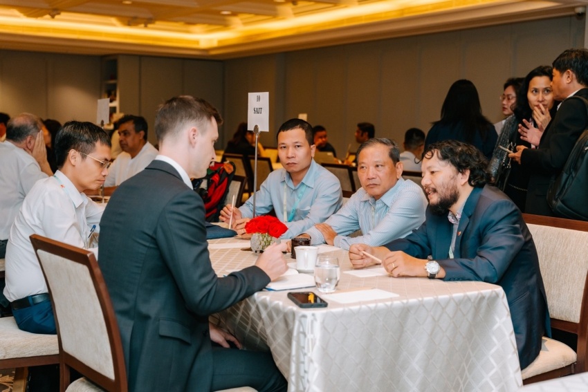 PVU và SAIT (Canada) thống nhất hợp tác phát triển nguồn nhân lực năng lượng chất lượng cao thông qua chương trình trao đổi giảng viên/sinh viên, tổ chức khóa học ngắn hạn chuẩn Canada và xây dựng chương trình kỹ thuật dầu khí hiện đại.