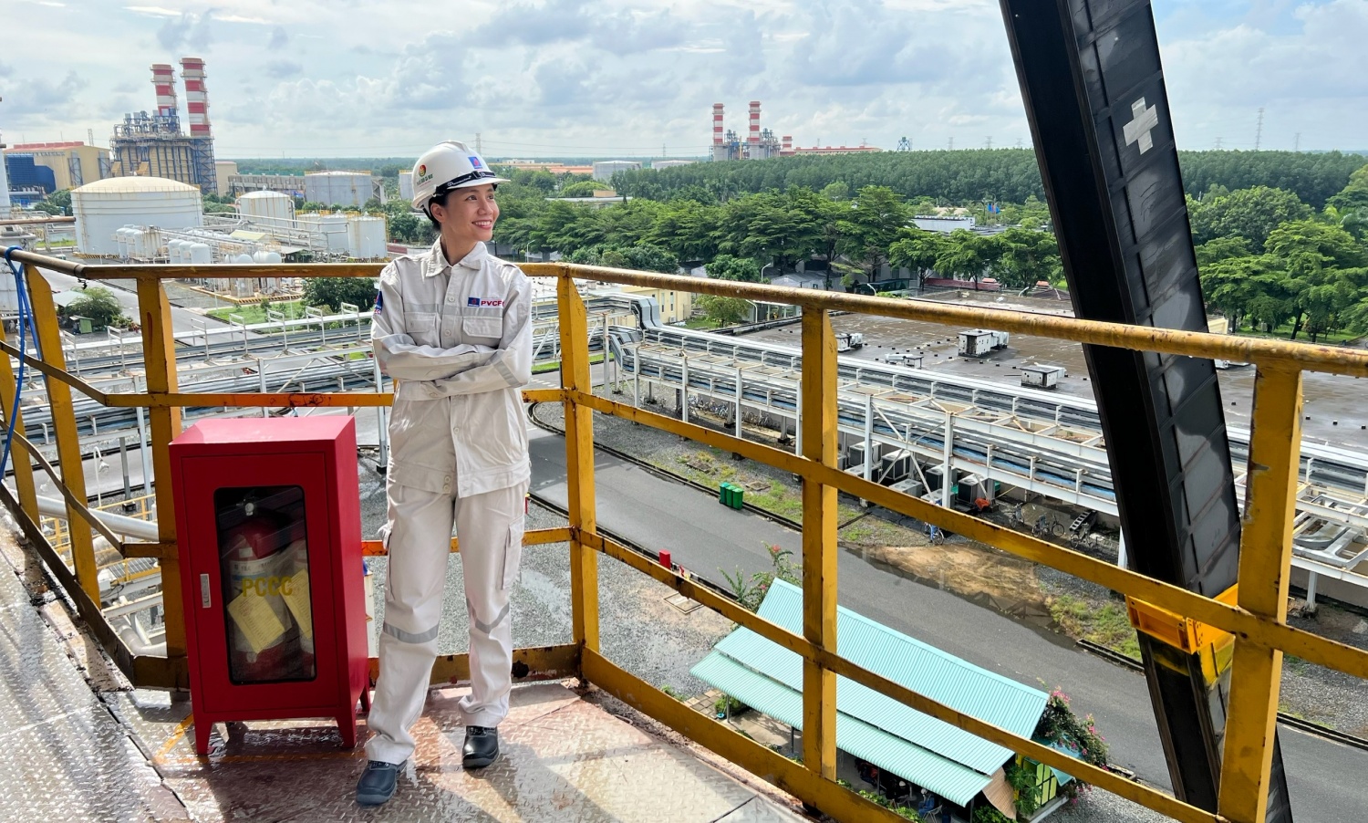 Chị Phan Thanh Lan - Phó Ban Thương mại chia sẻ, phụ nữ PVCFC mang nét dung hòa giữa cứng rắn và mềm mại