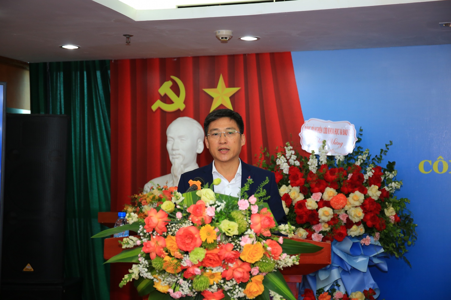 Đồng chí Phan Anh Minh, Bí thư Đảng ủy NCKH & ĐT khẳng định sẽ sớm hoàn thành công tác hợp nhất 3 đơn vị NCKH & ĐT của Petrovietnam.