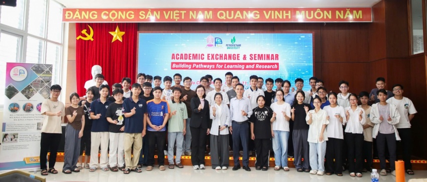  Các chuyên gia từ PPC khẳng định chất lượng đào tạo của PVU trong việc giúp sinh viên tiếp cận các vấn đề khoa học công nghệ đương đại của ngành năng lượng.