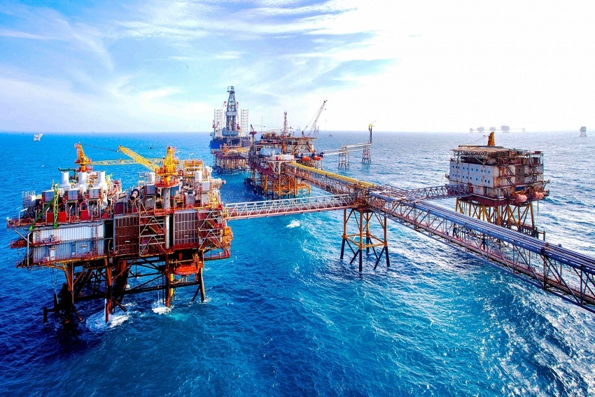 Thu gom, xử lý và vận chuyển khí đồng hành tại Vietsovpetro: Hiệu quả kinh tế gắn với bảo vệ môi trường”
