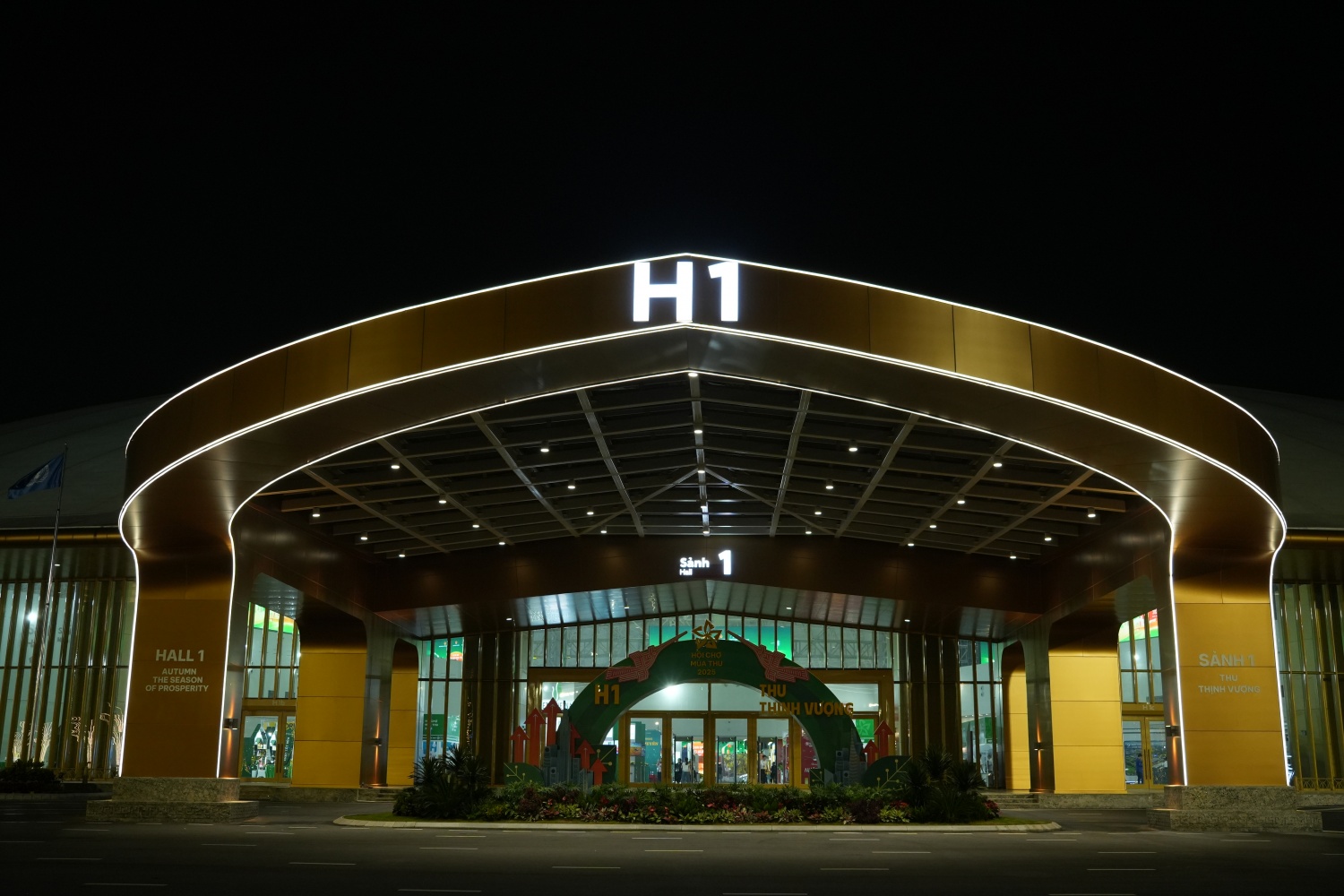 Đến với hội chợ lần này, Petrovietnam sẽ tham gia ở gian hàng độc lập phân khu 1 “Công nghiệp, thương mại, dịch vụ - Thu thịnh vượng”