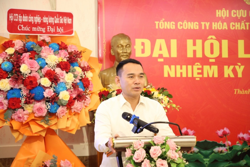Đồng chí Dương Trí Hội - Tổng Giám đốc PVChem ghi nhận và biểu dương những thành tích của Hội CCB PVChem trong nhiệm kỳ vừa qua.