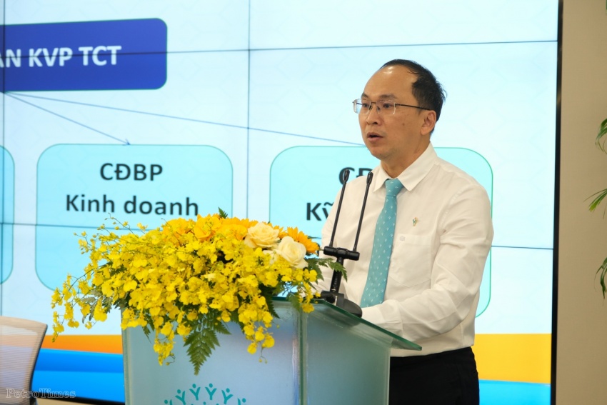 Đồng chí Đặng Quốc Hùng - Chủ tịch Công đoàn Khối Văn phòng PVFCCo - Phú Mỹ: Đội ngũ cán bộ công đoàn phát huy mạnh mẽ tinh thần trách nhiệm, bản lĩnh tiên phong và tư duy đổi mới, giúp Công đoàn Khối giữ vững danh hiệu tập thể vững mạnh và được các cấp ghi nhận, khen thưởng.
