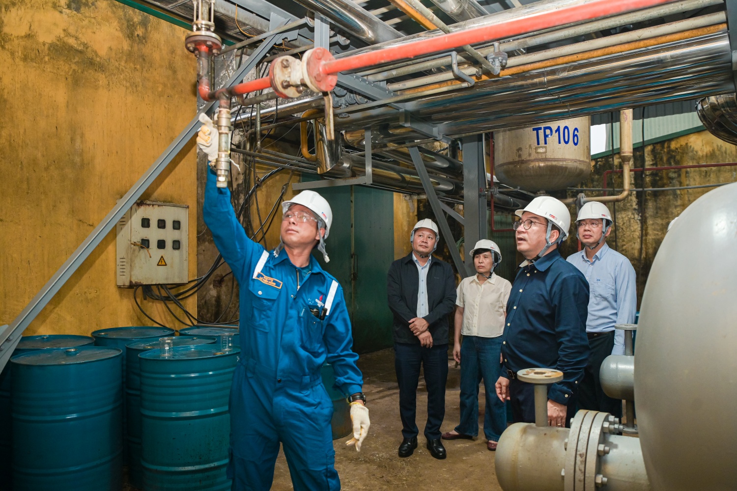 BSR đang nỗ lực rút ngắn “khoảng cách phòng thí nghiệm - nhà máy - thị trường”, vốn là thách thức lớn của các dự án khoa học công nghệ tại Việt Nam (Ảnh: Minh Đức).