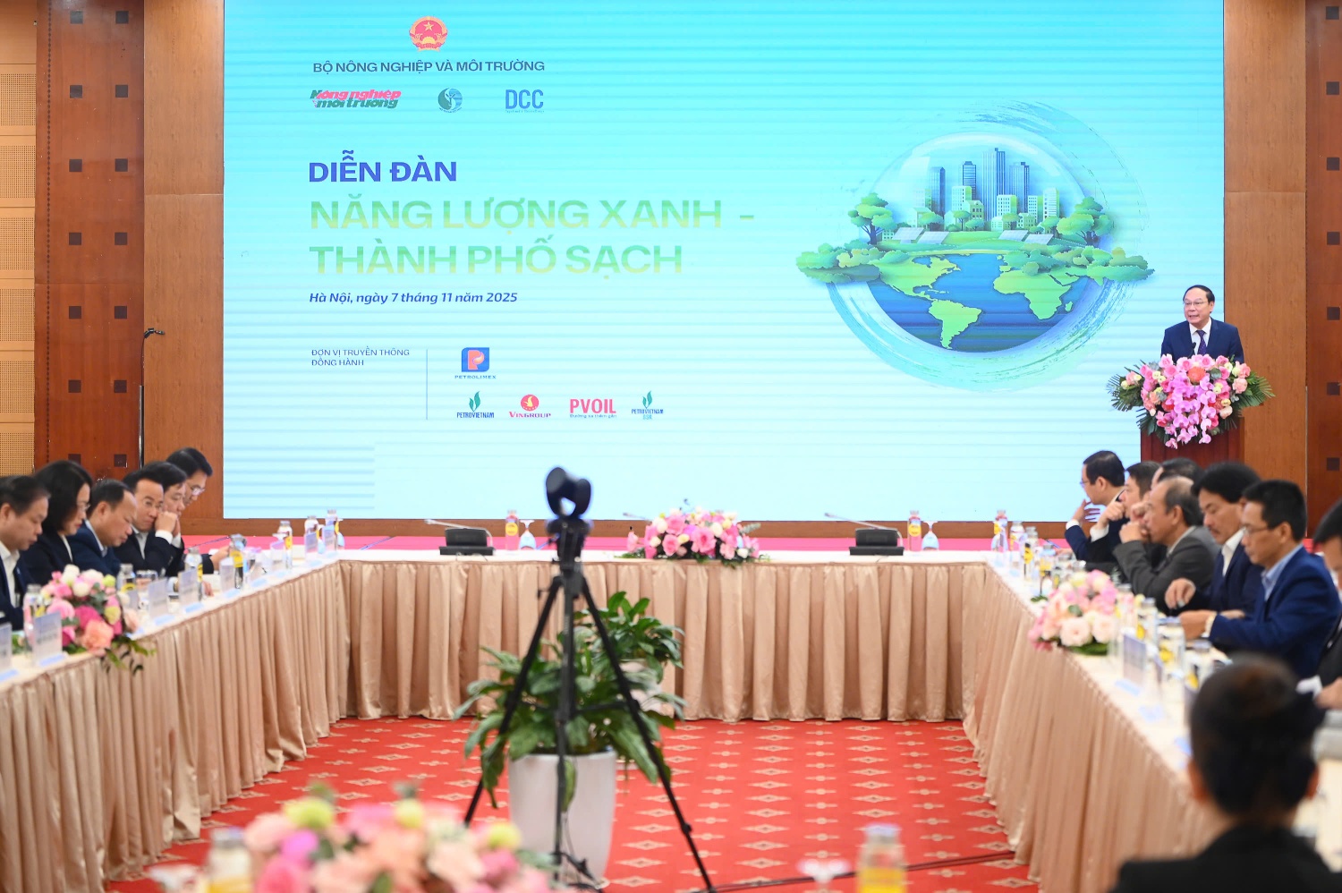 Thứ trưởng Bộ Nông nghiệp và Môi trường Lê Công Thành: Việc phát triển năng lượng xanh không chỉ góp phần giảm phát thải, bảo đảm an ninh năng lượng, mà còn mở ra hướng đi bền vững cho các đô thị