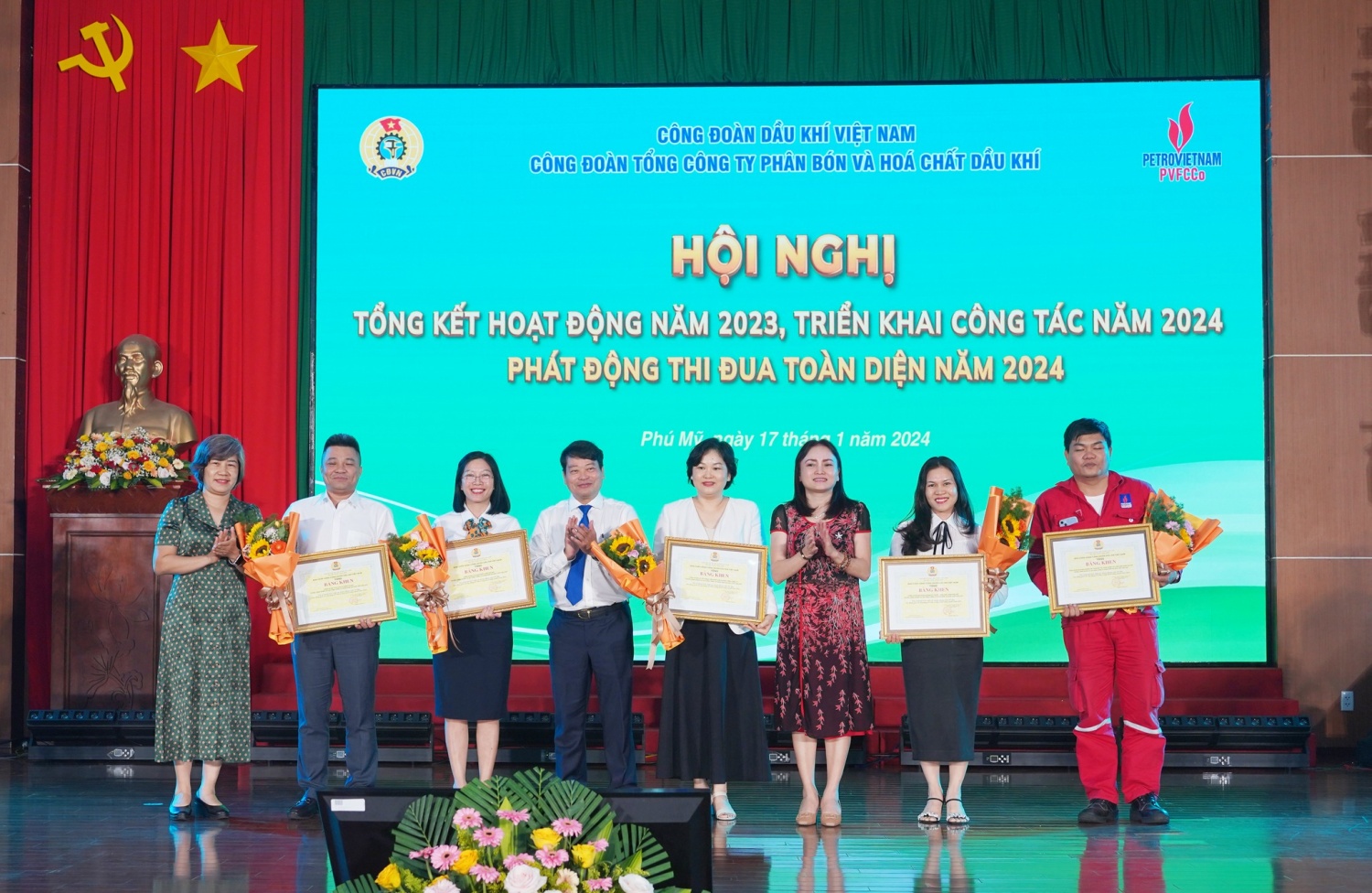 Với chị Nga, đam mê chính là nguồn động lực để chị luôn nỗ lực và hoàn thành tốt các nhiệm vụ được giao.