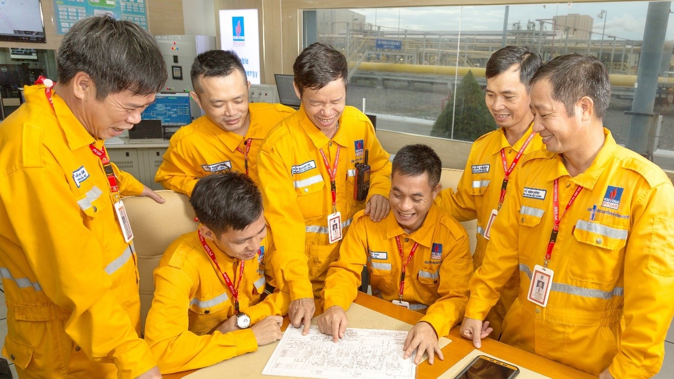 Người lao động PV GAS làm việc tại Trung tâm Phân phối khí Phú Mỹ.