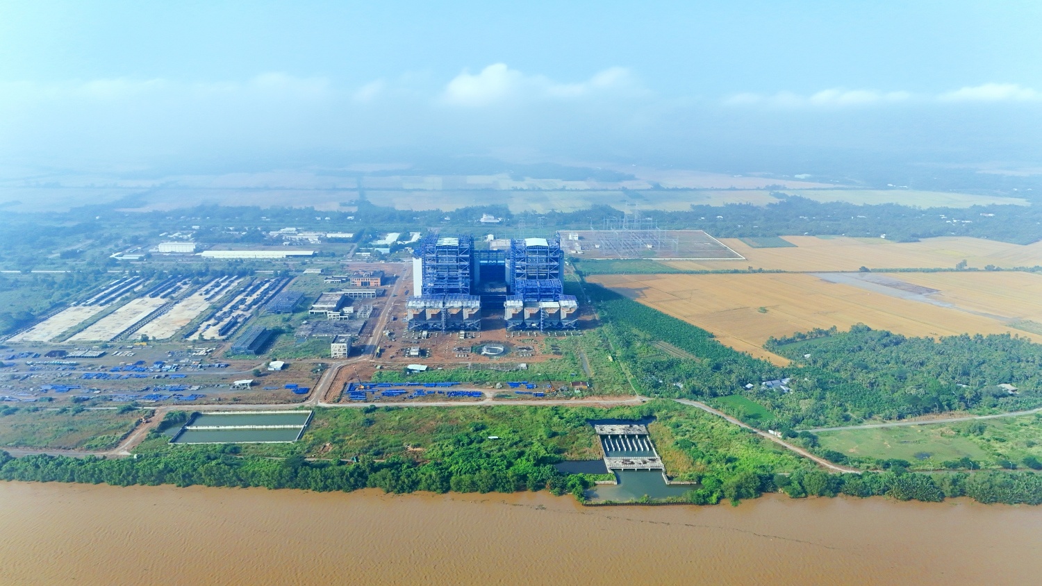 Nhà máy Nhiệt điện Long Phú 1.