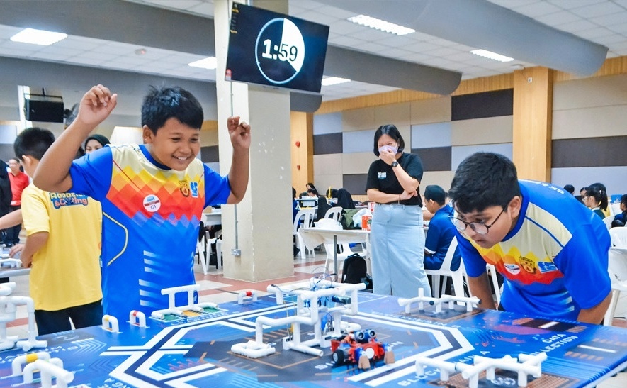 Pythaverse - Công ty chuyên về giải pháp giáo dục kỹ thuật số và AI là đối tác công nghệ tại International Robothon 2024.