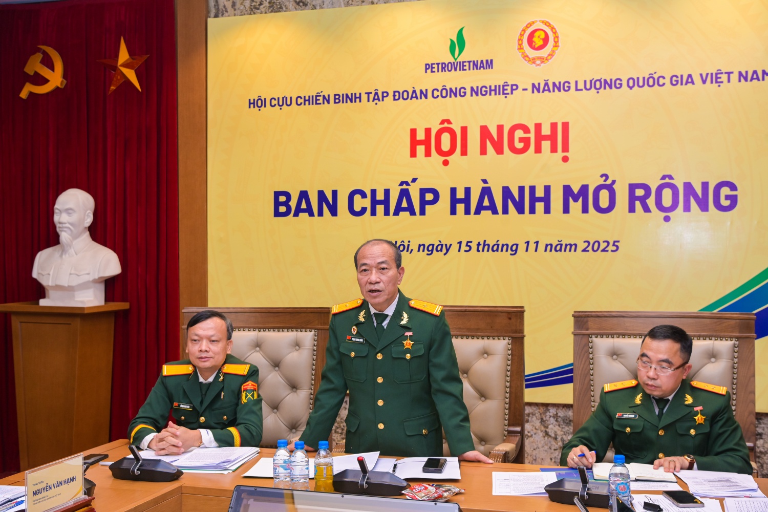 Đồng chí Phạm Quang Dũng phát biểu kết luận Hội nghị.