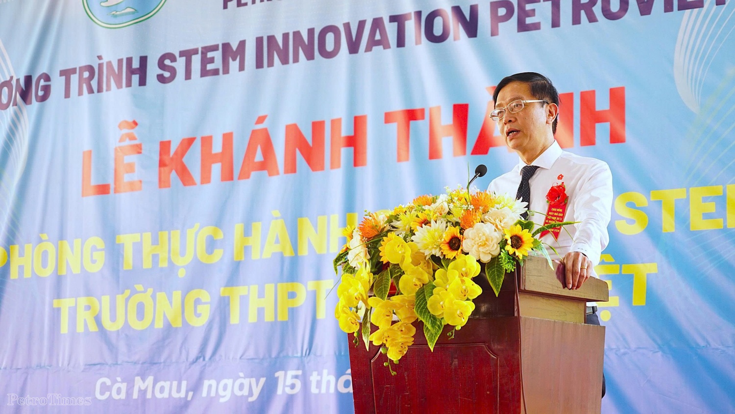 Ông Trần Quang Dũng kỳ vọng phòng thực hành STEM của Trường THPT Võ Văn Kiệt cùng hai trường còn lại của Cà Mau sẽ trở thành những “hạt nhân quan trọng trong phong trào đổi mới sáng tạo” của học sinh phổ thông trong tỉnh, hoạt động hiệu quả và lan tỏa mạnh mẽ.