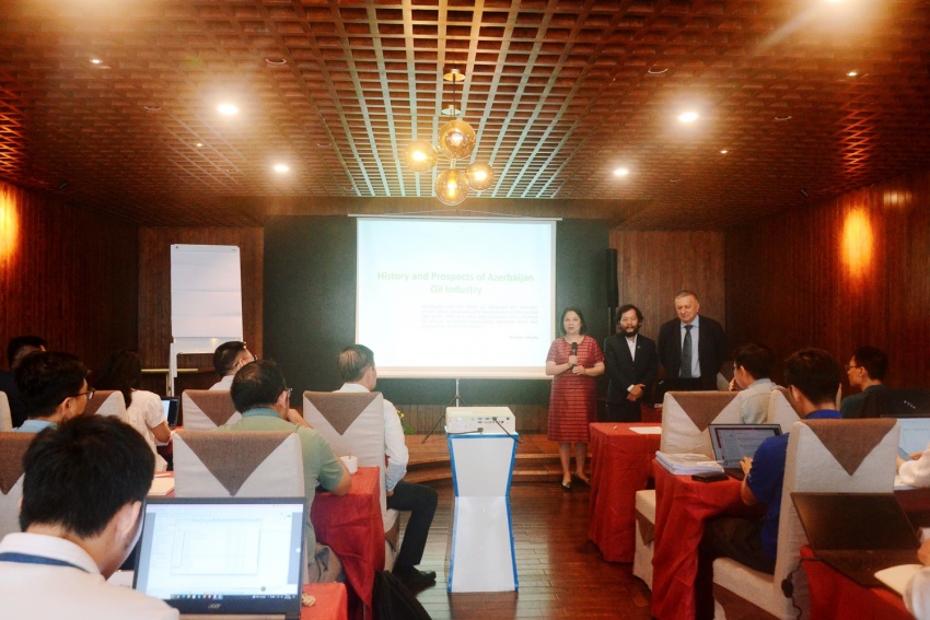 Chuyên gia Azerbaijan dẫn dắt khóa đào tạo về kỹ thuật mỏ và khai thác dầu khí tiên tiến”