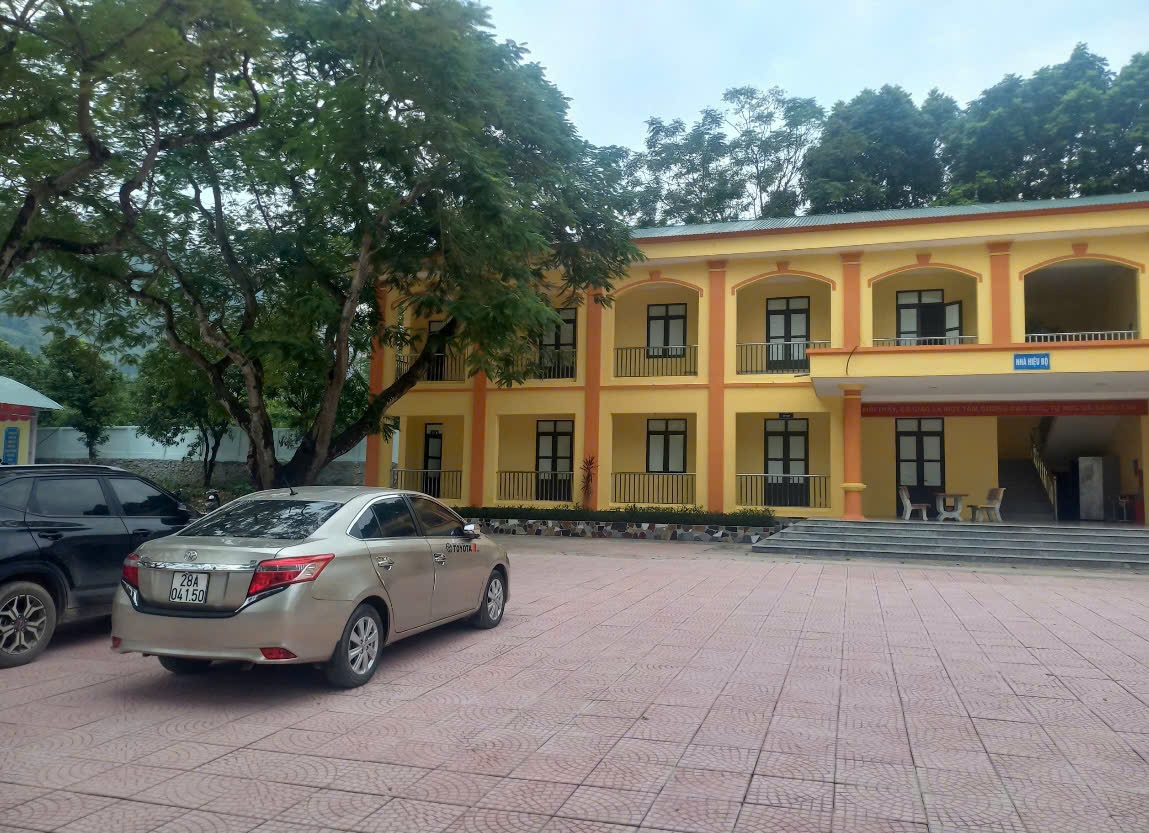 THPT Lương Sơn tin tưởng STEM Innovation Petrovietnam là cơ hội để nhà trường phấn đấu đạt thành tích cao tại các cuộc thi khoa học kỹ thuật