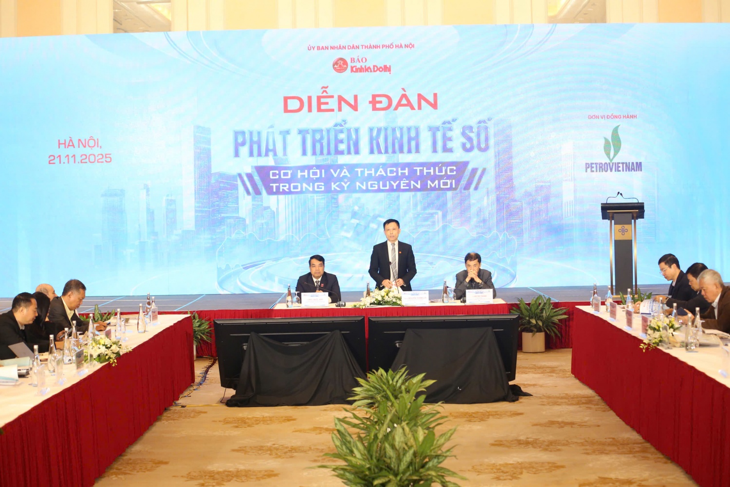 Diễn đàn “Phát triển kinh tế số: Cơ hội và thách thức trong Kỷ nguyên mới”