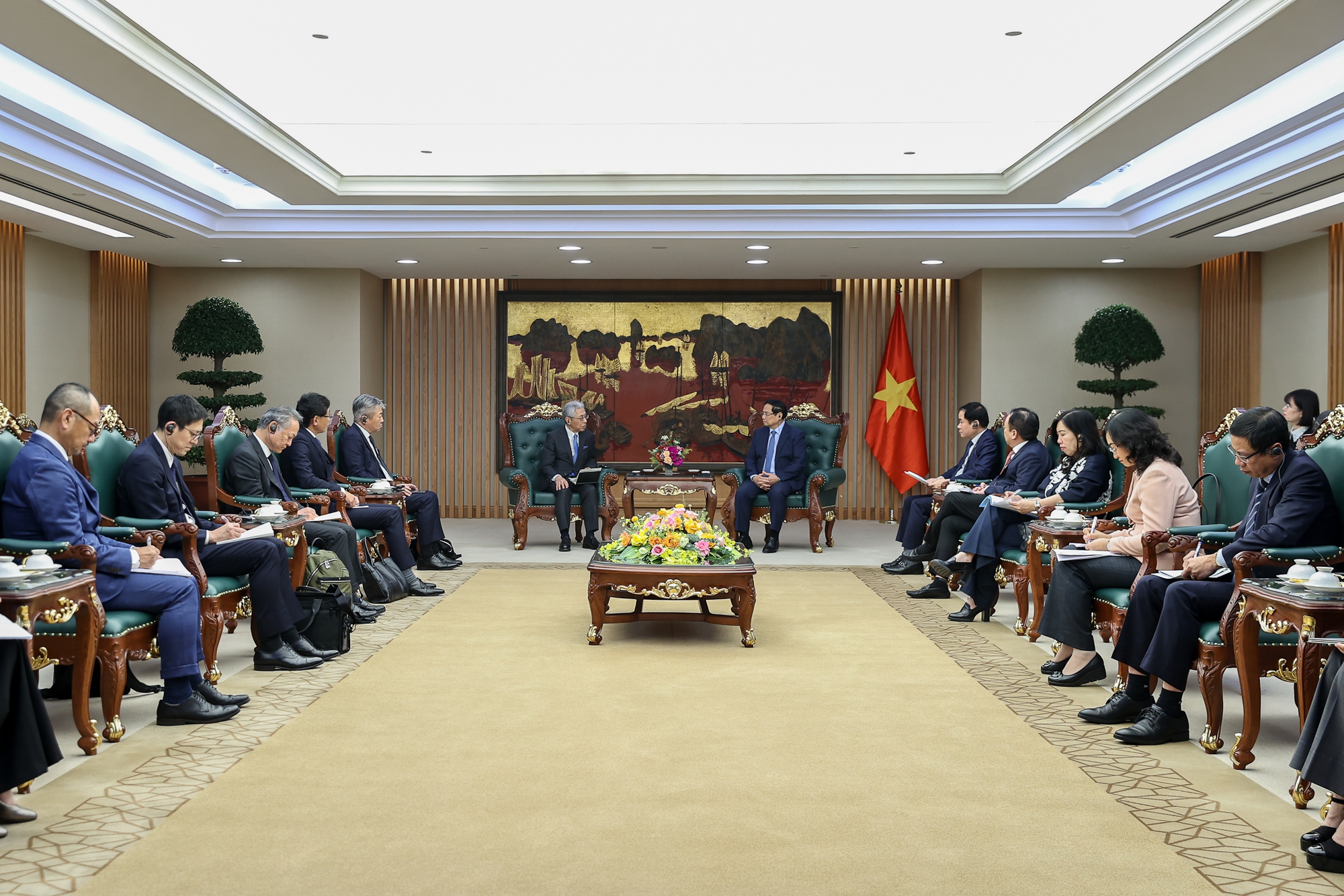 Chủ tịch kiêm Tổng Giám đốc điều hành Tập đoàn Mitsui đánh giá Việt Nam đang phát triển nhanh, mạnh với tầm nhìn dài hạn; cho biết Mitsui cam kết hợp tác, đầu tư lâu dài và mong tiếp tục đóng góp cho tầm nhìn phát triển quốc gia, trong đó có lĩnh vực năng lượng của Việt Nam.- Ảnh: VGP/Nhật Bắc