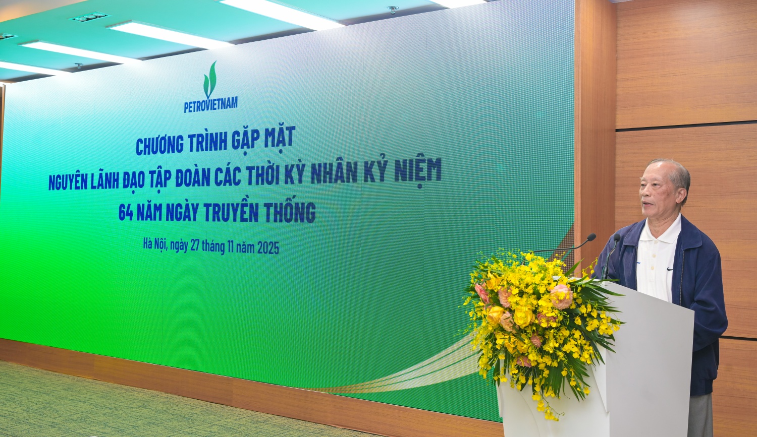 Đồng chí Trần Ngọc Cảnh - nguyên Tổng Giám đốc Petrovietnam bày tỏ sự xúc động và tự hào khi nhìn lại chặng đường hình thành và phát triển của ngành Dầu khí.