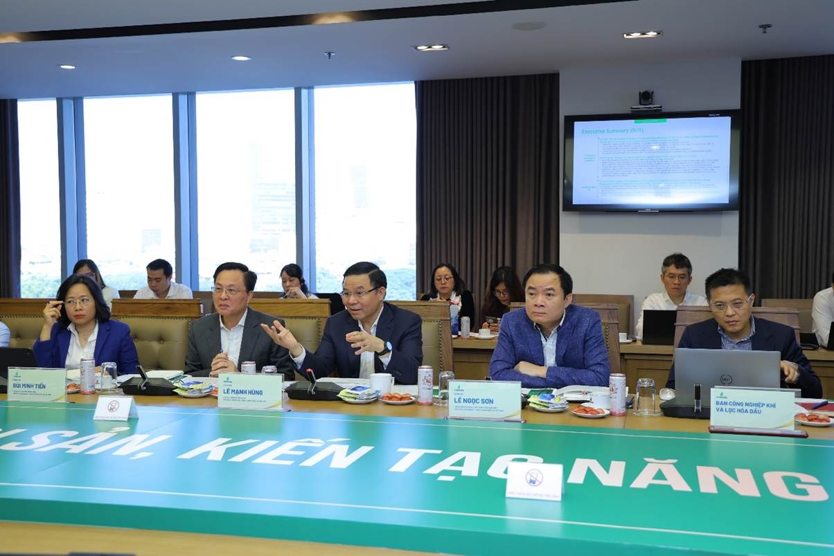 Lãnh đạo Tập đoàn trao đổi về các định hướng chiến lược