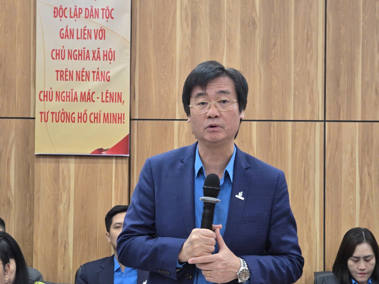 Theo đồng chí Nguyễn Mạnh Kha, Phó Chủ tịch Thường trực Công đoàn Petrovietnam, mô hình công đoàn ngành là lựa chọn phù hợp đối với các tập đoàn kinh tế nhà nước có quy mô lớn, hoạt động đa lĩnh vực (ảnh: ĐK).