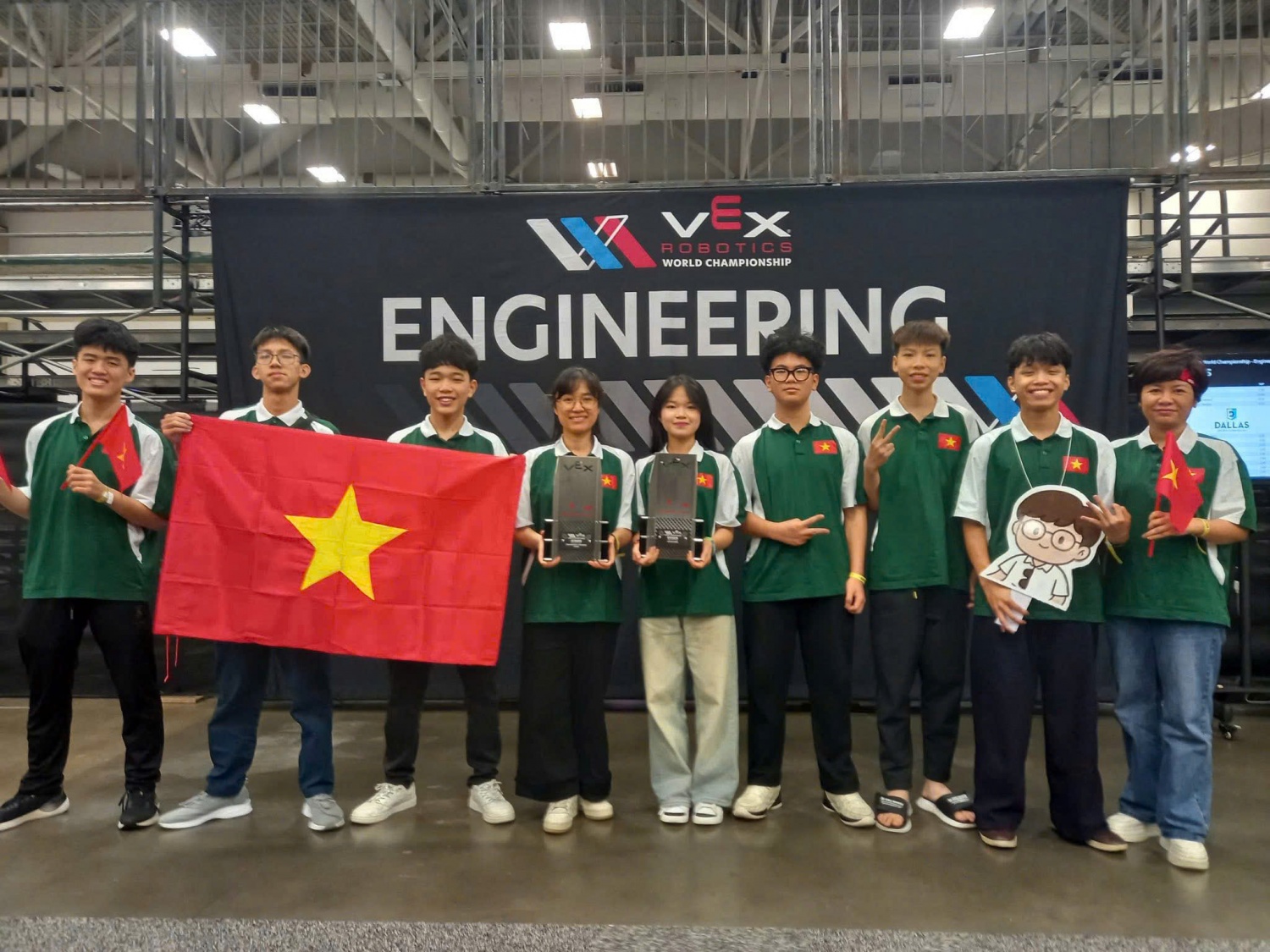 Trường THPT Chuyên Cao Bằng giành giải thường Judges Award tại Giải vô địch thế giới VEX ROBOTICS diễn ra ở Hoa Kỳ năm 2025.