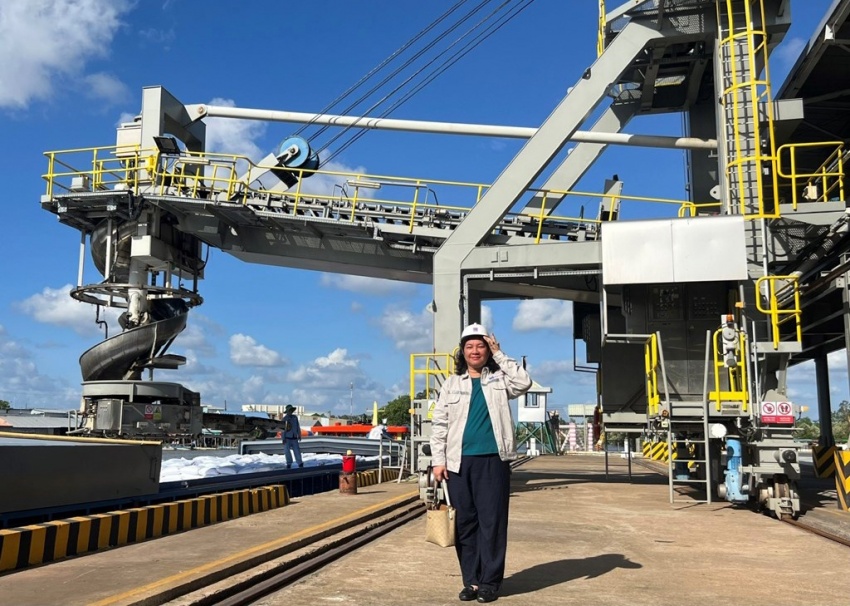 Nhà máy thông minh đầu tiên của Petrovietnam: Dấu ấn đậm nét chuyển đổi số”