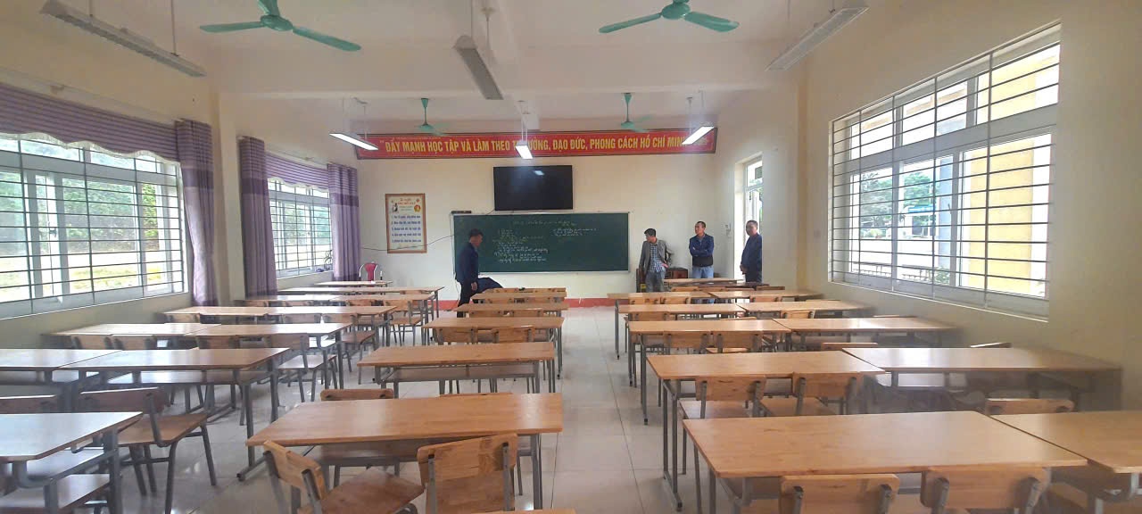 Sở GD&ĐT tỉnh Lai Châu chỉ đạo các trường chuẩn bị đầy đủ điều kiện cần thiết để sẵn sàng tiếp nhận và đưa phòng STEM vào hoạt động.