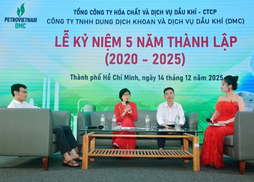 Tọa đàm với chủ đề “DMC - Hành trình của niềm tin và khát vọng”