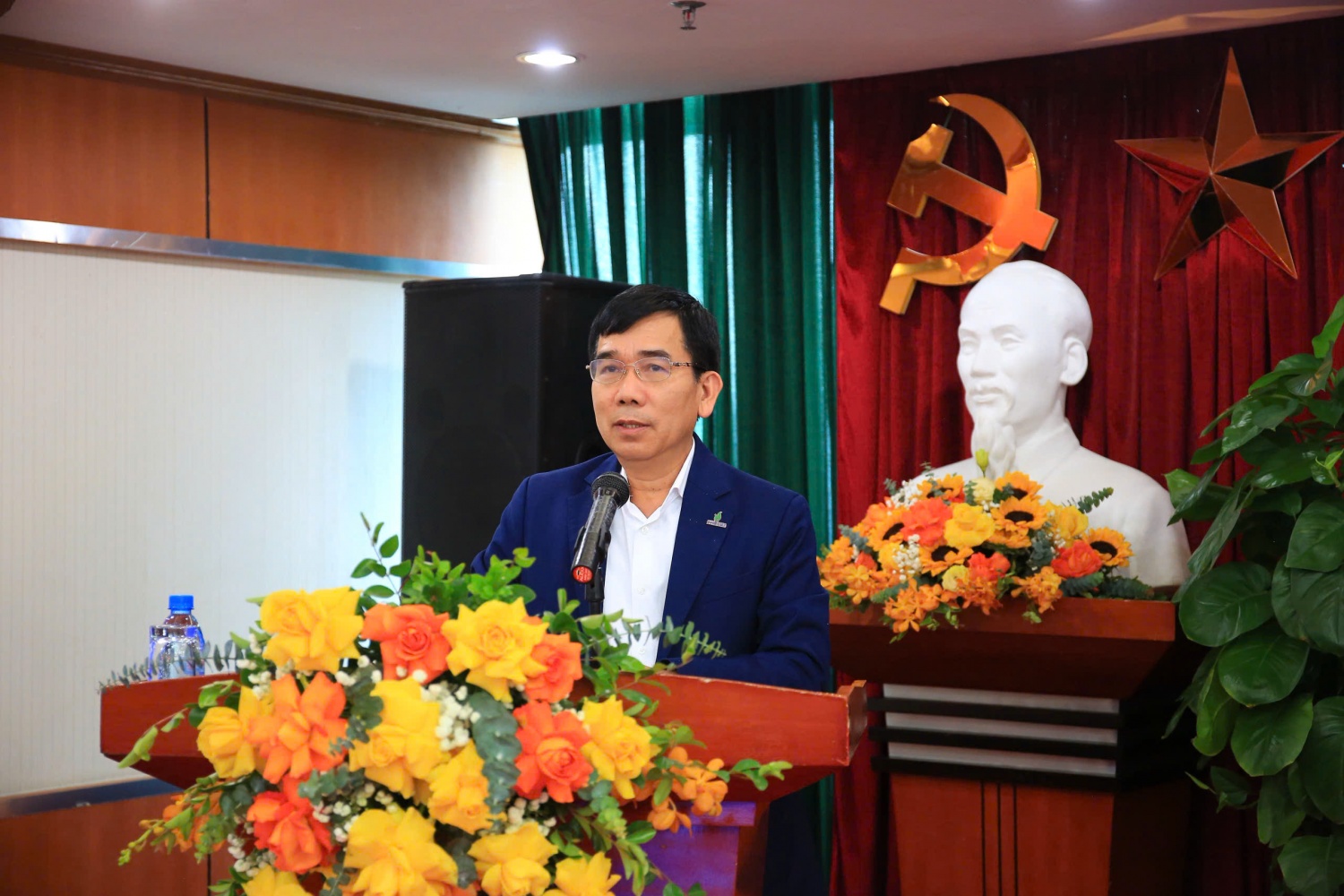 TS Lê Xuân Huyên - Phó Tổng Giám đốc Petrovietnam yêu cầu VPI tập trung thực hiện tái cấu trúc, hoàn thiện bộ máy tổ chức, với VPI là hạt nhân nghiên cứu khoa học và đổi mới sáng tạo của Petrovietnam