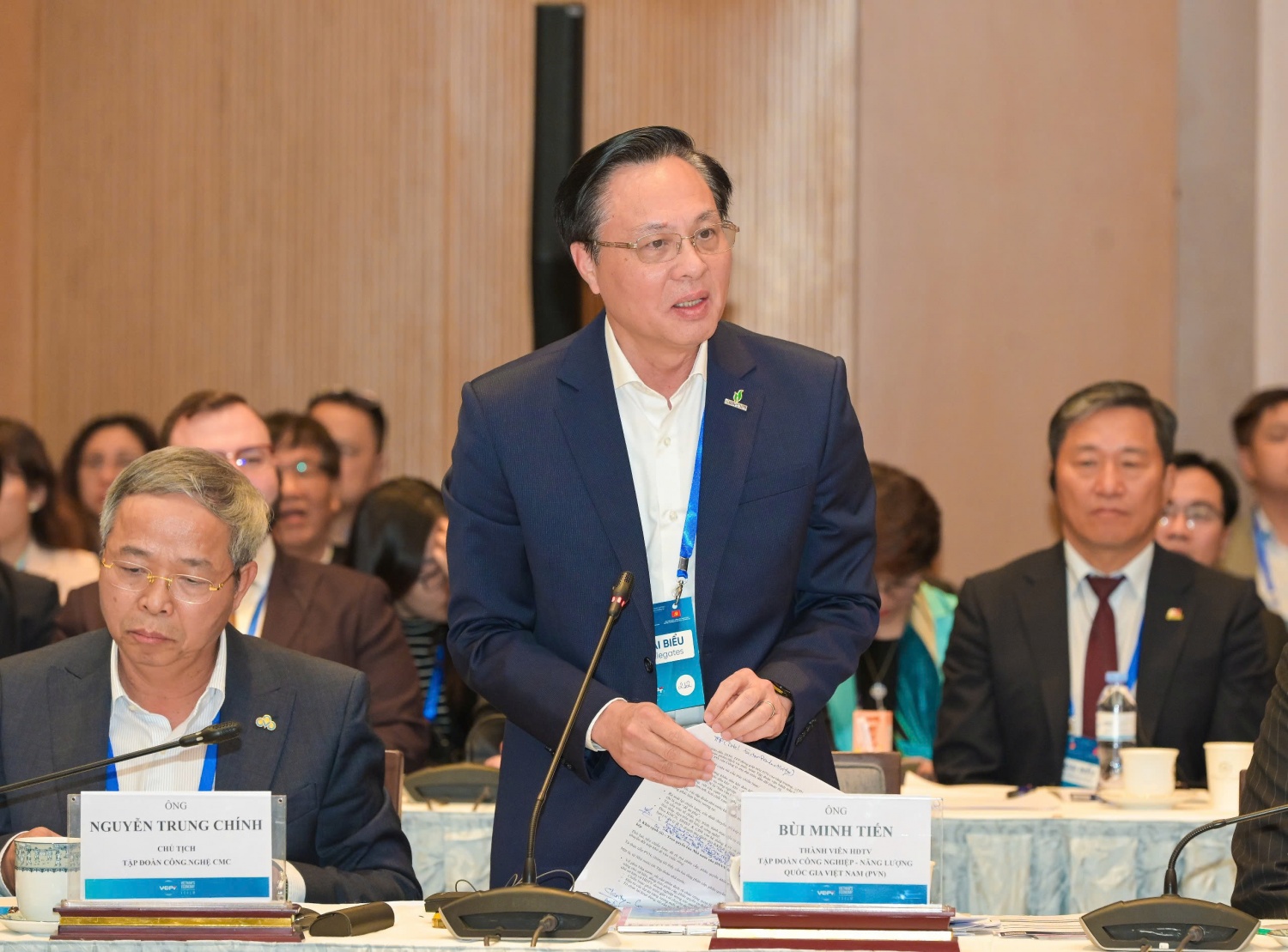 Thành viên HĐTV Petrovietnam Bùi Minh Tiến: Petrovietnam kiến nghị Chính phủ rà soát các quy hoạch để công tác đầu tư vào lĩnh vực năng lượng có sự tập trung vào những cụm năng lượng lớn