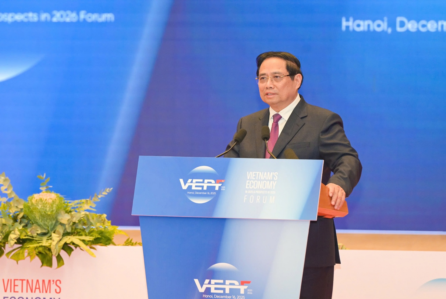 Thủ tướng Chính phủ Phạm Minh Chính nhấn mạnh đột phá phát triển từ chuyển đổi xanh, chuyển đổi số, đảm bảo phát triển nhanh và bền vững