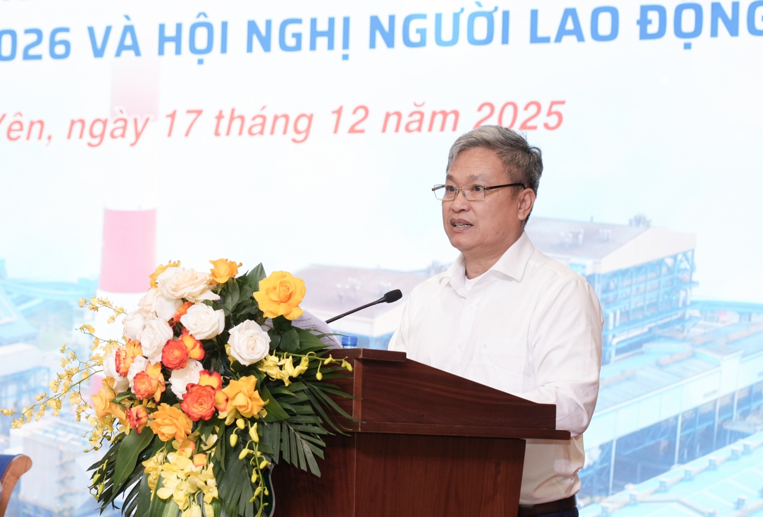 Ông Nguyễn Anh Tuấn: Vào lúc 8 giờ 07 phút ngày 11/12/2025, NMNĐ Thái Bình 2 chính thức đạt mốc sản lượng phát 15 tỷ kWh điện thương mại.