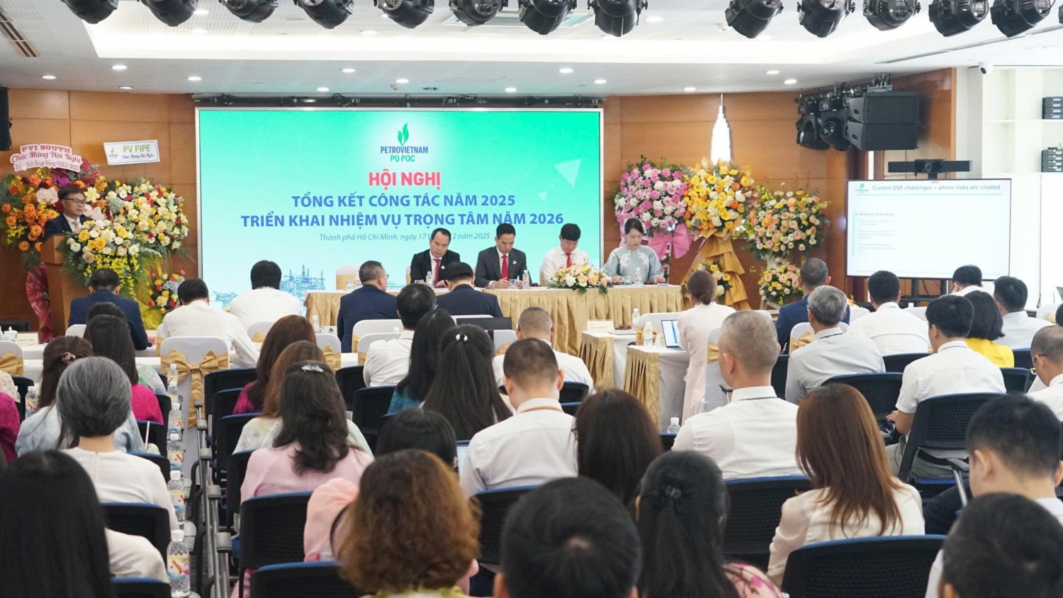 Toàn cảnh Hội nghị Tổng kết công tác năm 2025, Triển khai kế hoạch, nhiệm vụ trọng tâm năm 2026 của PQPOC.